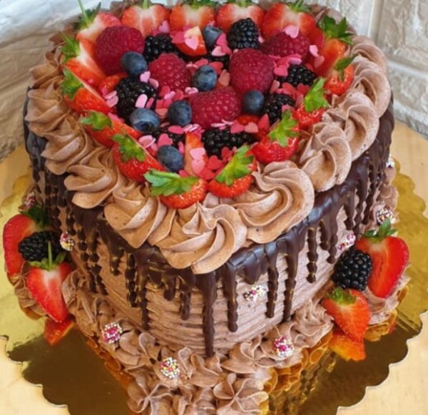 Chocolate and strawberry Valentines day cake