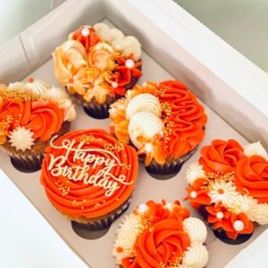 Classic cupcakes - orange