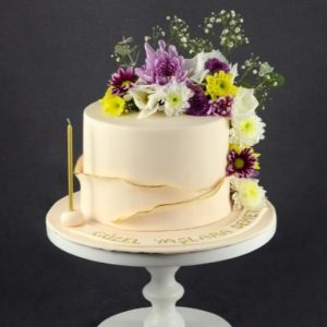 Elegant Cake Adorned with Flowers