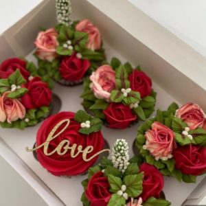 Romantic cupcakes box